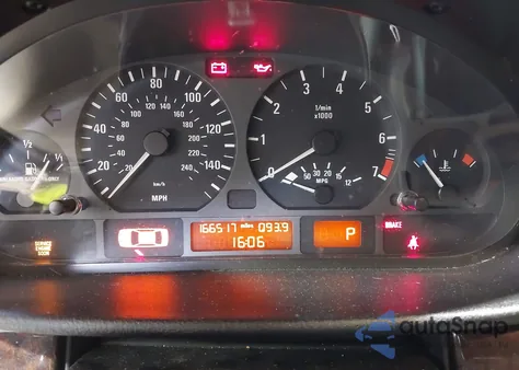 2005 BMW 325 Xi from USA, damaged, VIN WBAEU33485PR19749